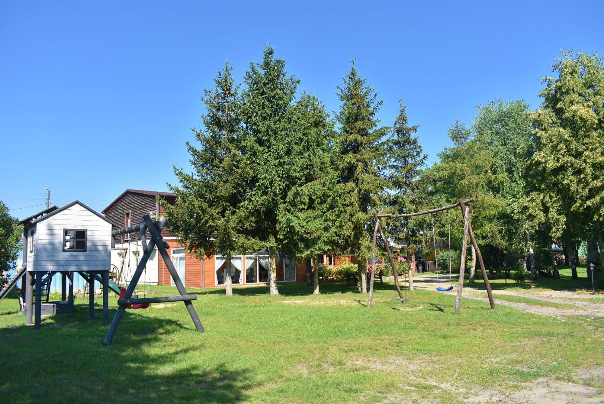 Center Angelos Bronków 外观 照片